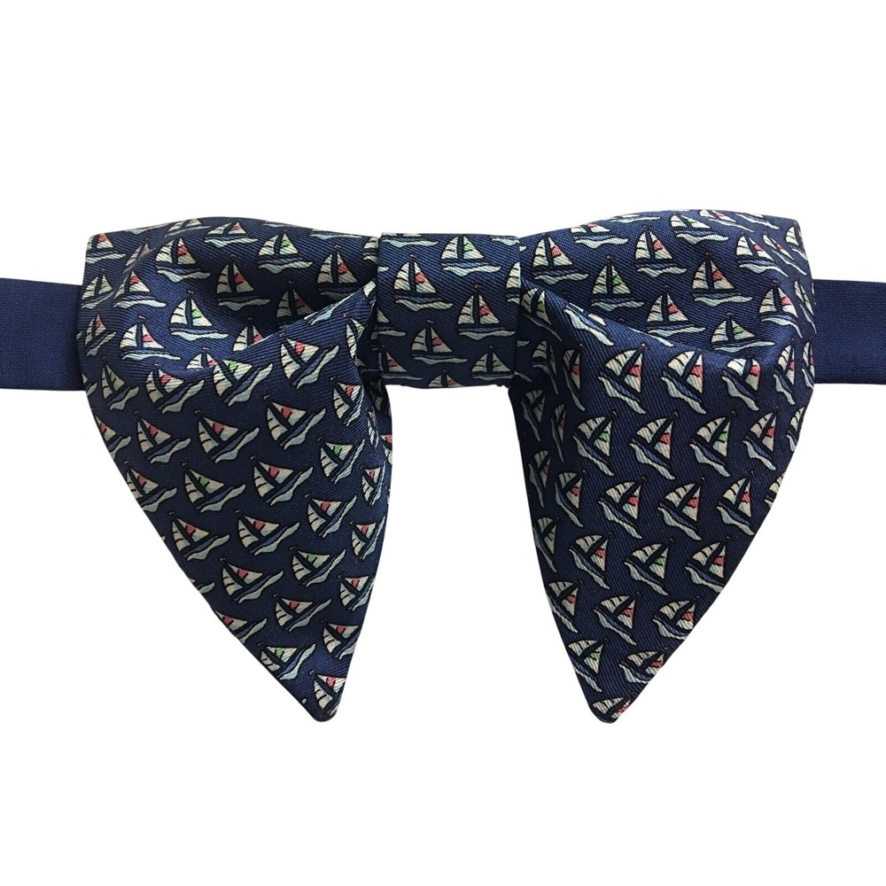 Handmade Bow tie Nautical Boats Vintage style 70s Pretied Americana Blue/White